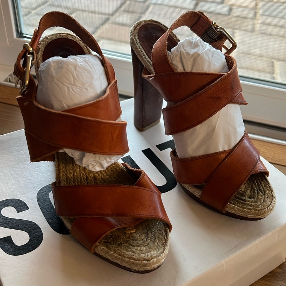 Schutz Heeled Sandal - Clay color - Size 8